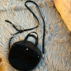 LAURA CONRAD Crossbody Bag